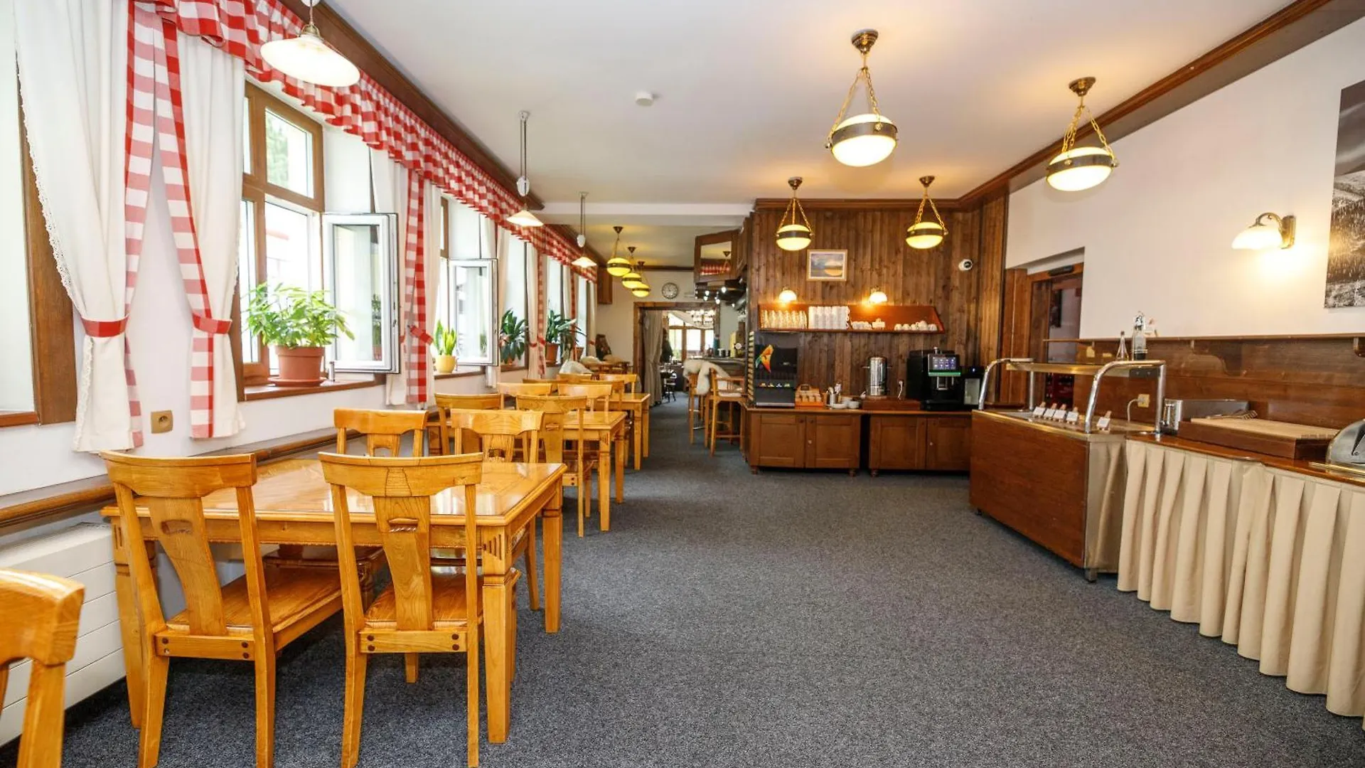 Hotel Jelinek Szpindlerowy Młyn 4*,  Czechy